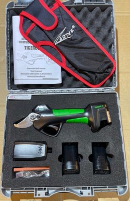 Zoom bild av Sladdlös Batteridriven Sekatör