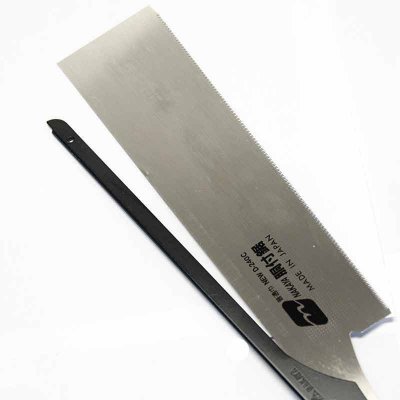 Zoom bild av Nakaya finsnickeris såg, 0.3mm