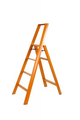 Hasegawa Lucano 4 Steps